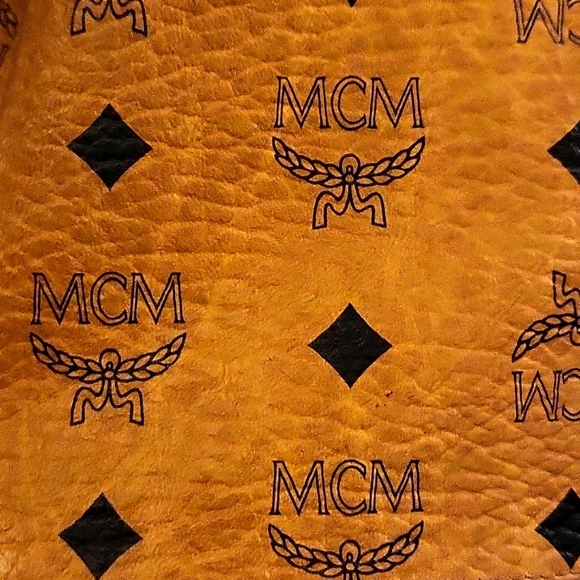 Authentic MCM Drawstring Visetos Bucket Bag - Picture 15 of 15